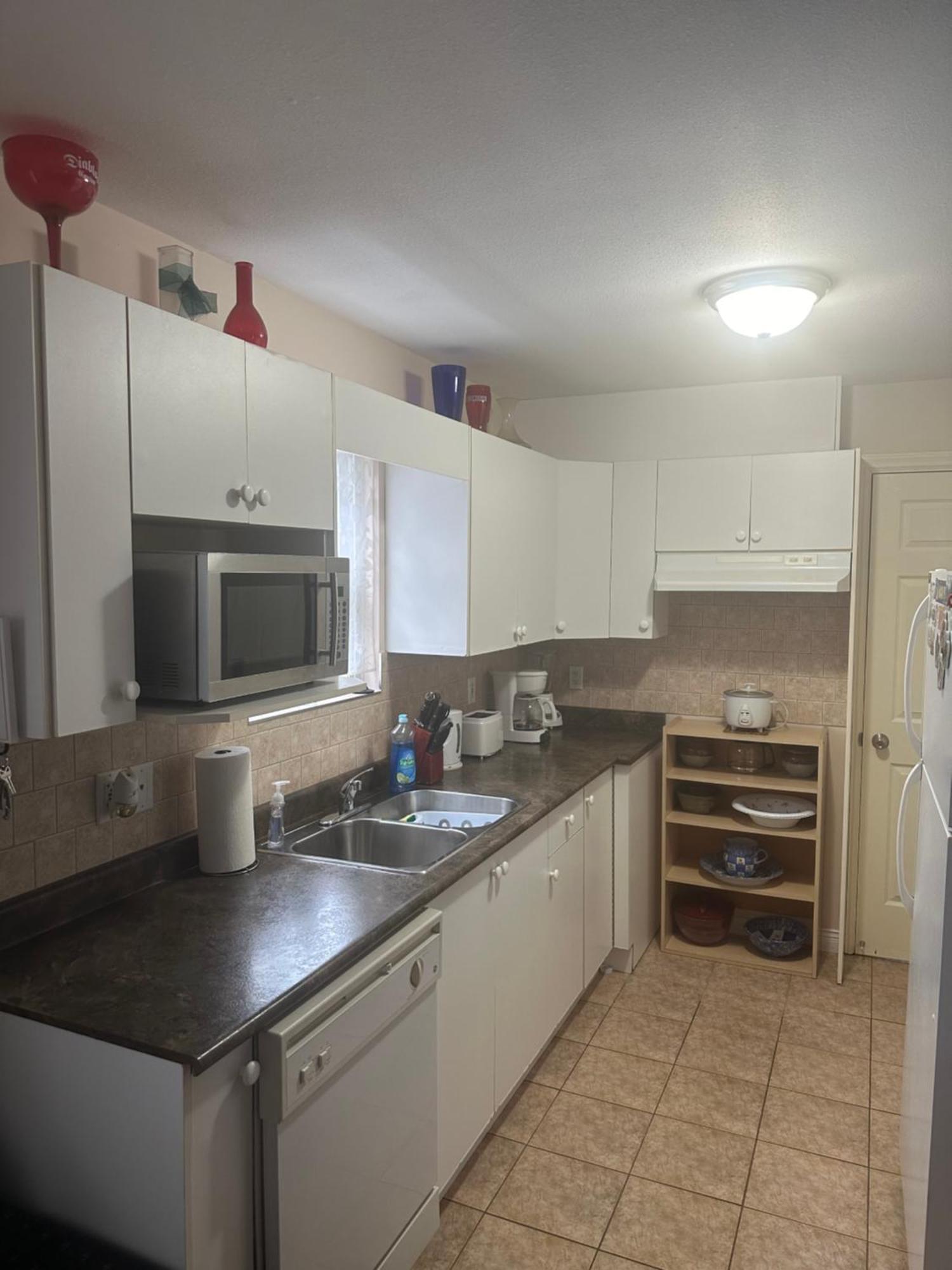 Clean And Quiet 2 Bdr 2 Bthr Private Entrance Entire Guests Suite Near Coquitlam Center Mall And Skytrain Экстерьер фото