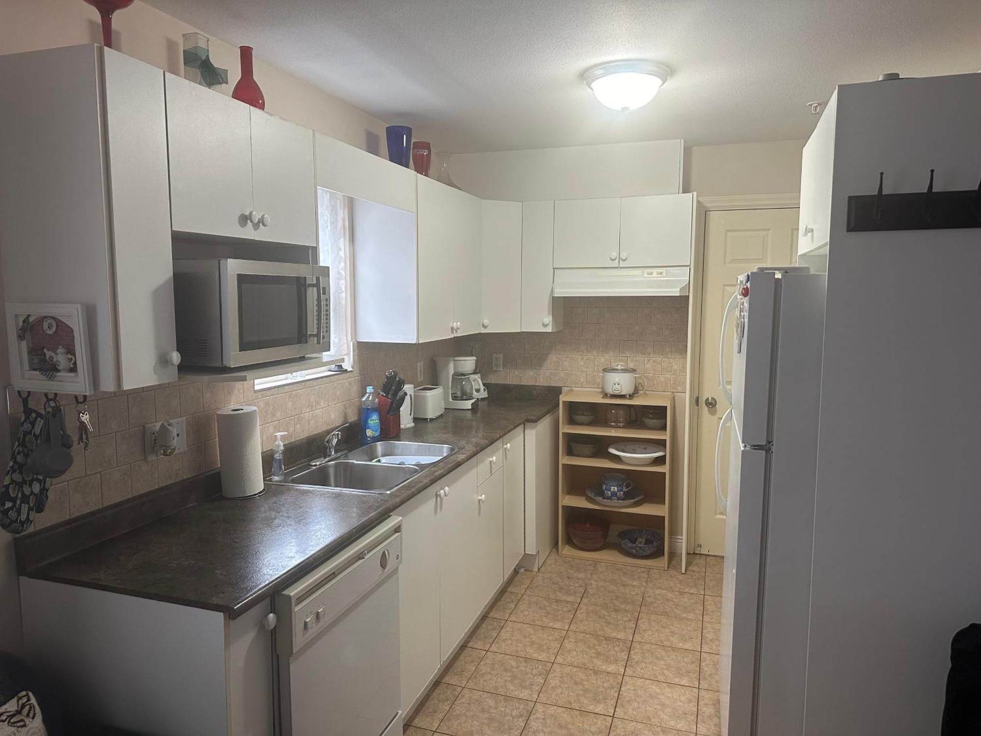 Clean And Quiet 2 Bdr 2 Bthr Private Entrance Entire Guests Suite Near Coquitlam Center Mall And Skytrain Экстерьер фото