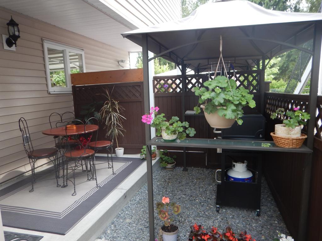 Clean And Quiet 2 Bdr 2 Bthr Private Entrance Entire Guests Suite Near Coquitlam Center Mall And Skytrain Экстерьер фото